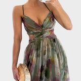 Jasmina Marija - Sukienka, która celebruje Twoją kobiecość