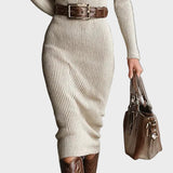 Gabriela - Dzianinowa sukienka midi z paskiem i półgolfem